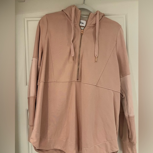 Bae the Label Run with Me Hoodie - in two toned Pink with rose gold hardware - Picture 2 of 4